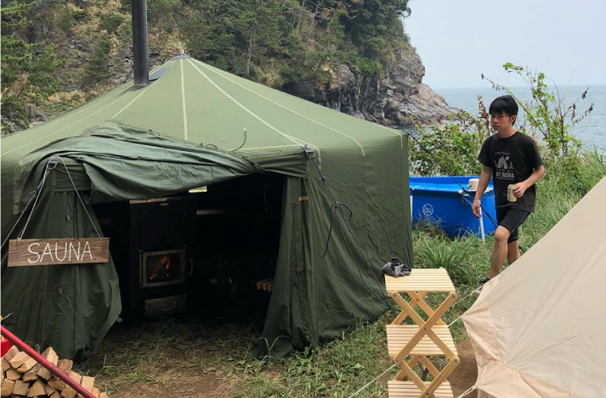 アウトドアの新定番になるか テントサウナ の魅力とは