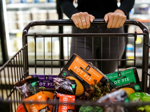 代替肉を使った冷凍食品ブランド「Alpha Foods」が米国の食品スーパーで展開中