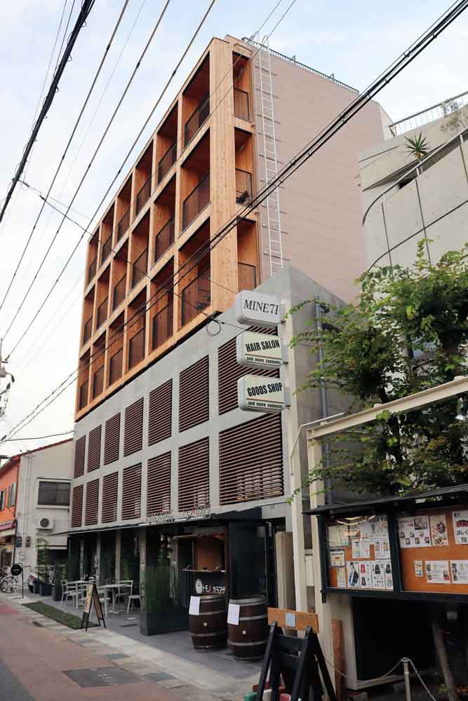 京都に「木造」ホテル誕生　地場産木材使用、刀鍛冶体験も