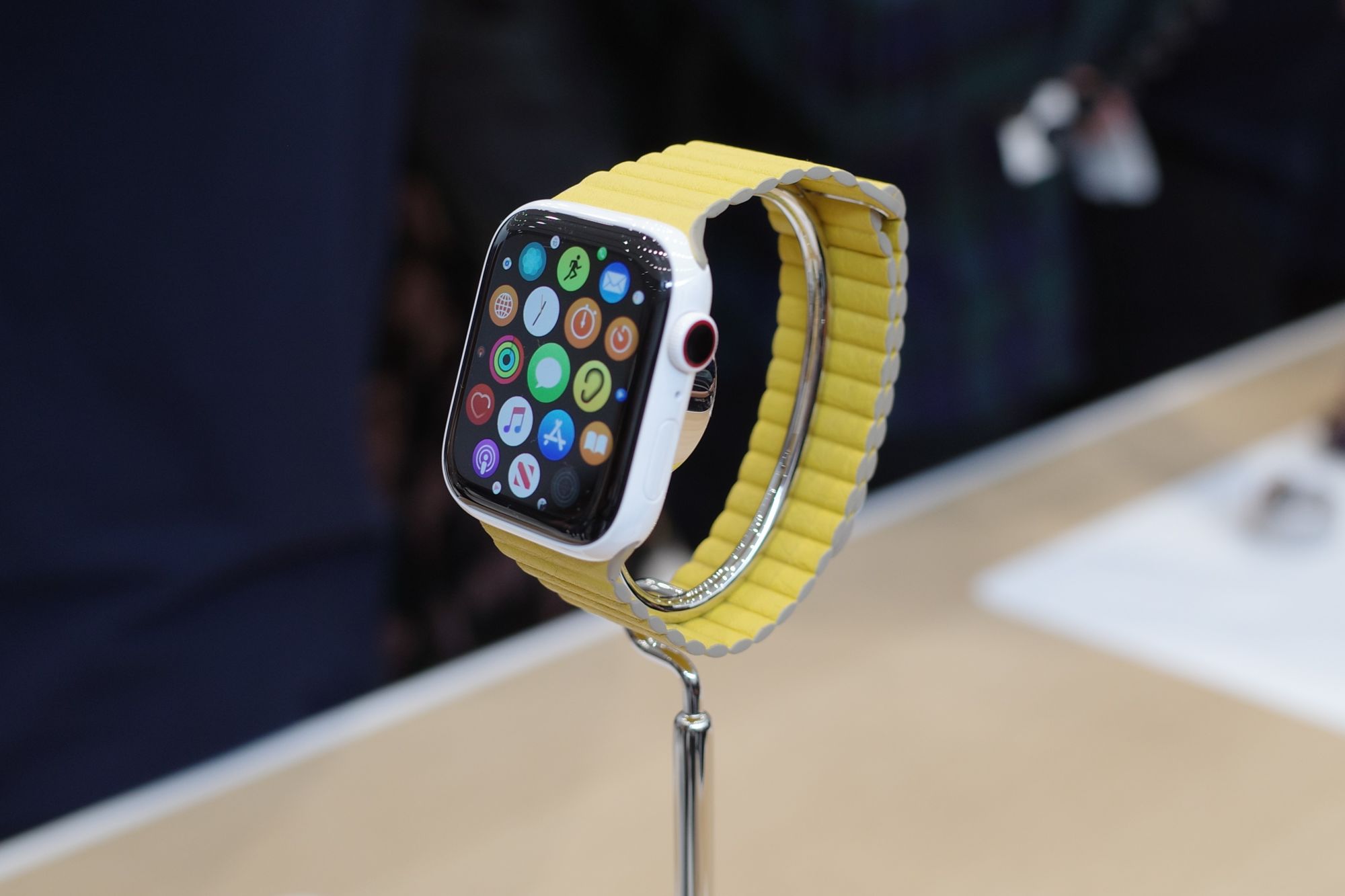 Apple Watch Series 5でディスプレイの 常時表示 が実現できたのはなぜ