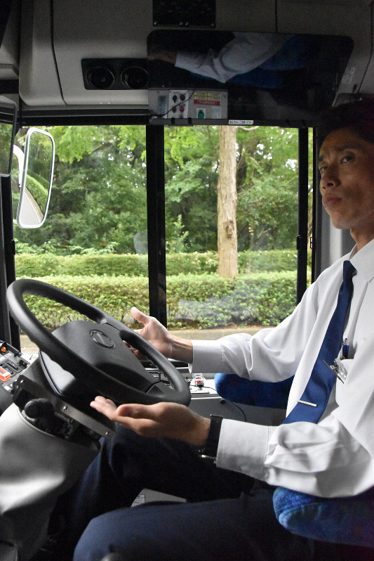 大型バスの自動運転　相鉄バスが実証実験　横浜で全国初