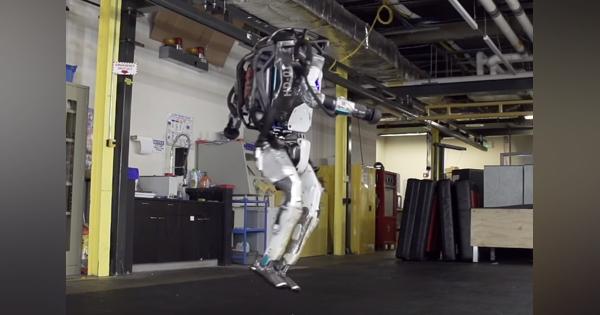 ボストン・ダイナミクスの人型ロボ、今度は360度ジャンプを披露!