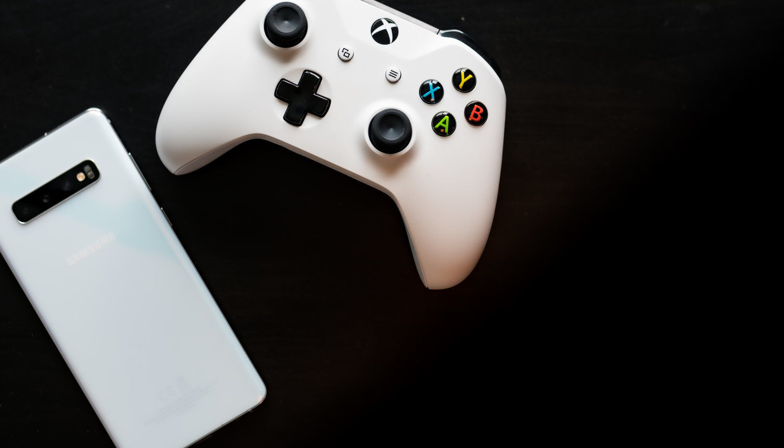 Xbox Oneがgoogleアシスタントで操作可能に 音声でゲーム検索やアプリ起動