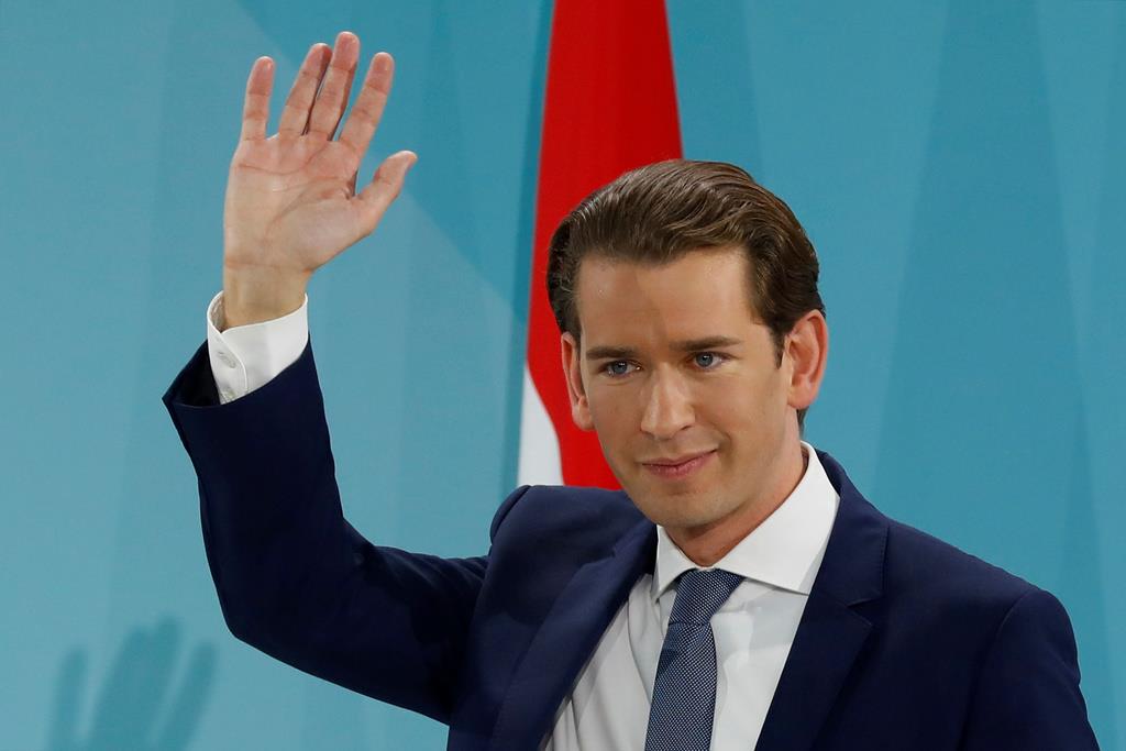 オーストリア総選挙　クルツ前首相の国民党が勝利