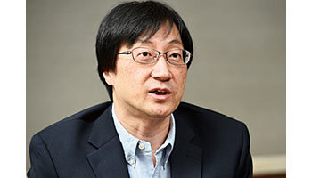 空席のマイクロソフト社長、日本ヒューレット・パッカード元社長の吉田仁志氏が就任
