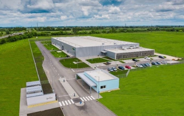 GSユアサ、ハンガリー新工場の稼働開始　海外初のLIB生産拠点