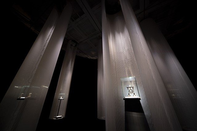 杉本博司・榊田倫之の新素材研究所による時代のインスピレーション「カルティエ、時の結晶」