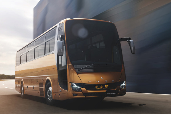 三菱ふそうの大型観光バス「エアロクィーン」、2019年度グッドデザイン賞を受賞