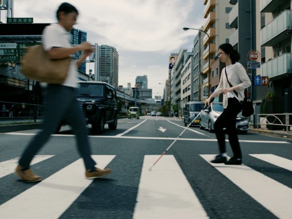 Googleマップに視覚障害者向けの音声ガイダンス機能 まずは日本語と英語で