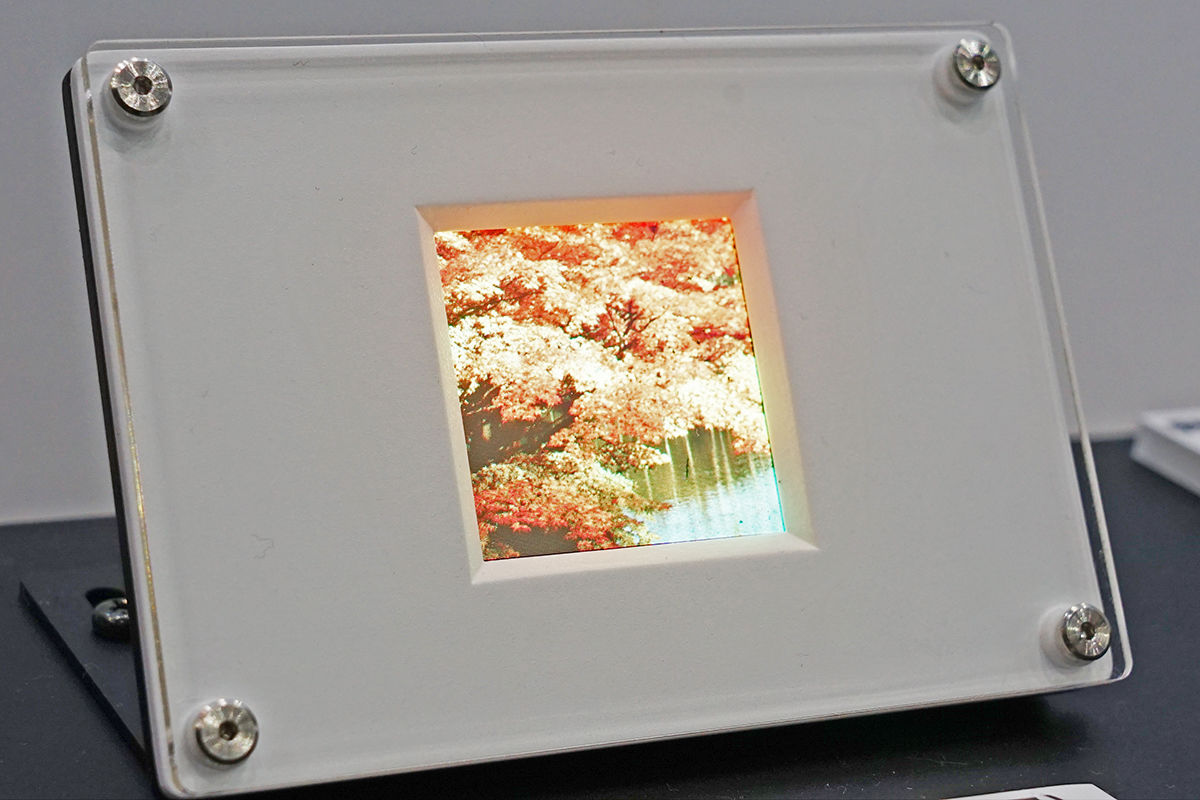 京セラ、次世代技術「Micro LEDディスプレイ」を展示 #CEATEC