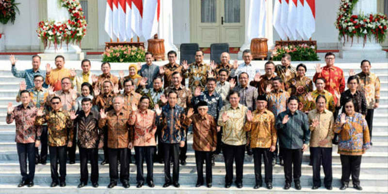 【インドネシア】「進む内閣」、主要ポストの多くが留任［政治］