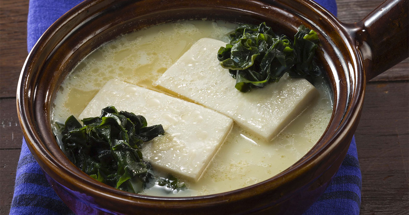 クリーミーな ごま味噌豆乳スープが クセになる 絶品「湯豆腐」レシピ！ - まいにち湯豆腐