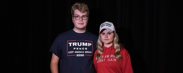 2020年、トランプ氏支持する大統領選初投票の若者たち