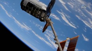 シグナス補給船がISSに到着　ISSへと物資輸送