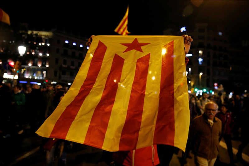 カタルーニャ独立派、スペインとフランスを結ぶ高速道路を封鎖