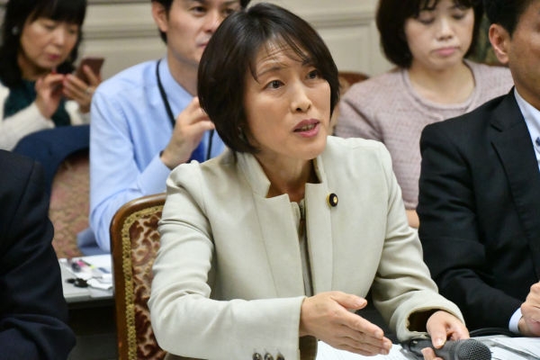 「桜を見る会」首相、虚偽答弁　安倍事務所が招待者とりまとめ - 田中龍作