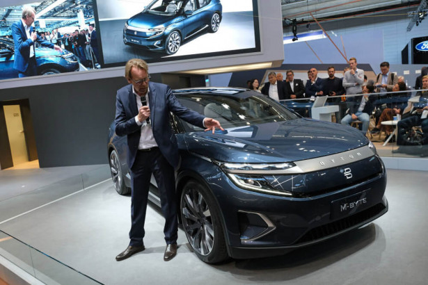 BMW幹部らが設立の中国EVメーカー「バイトン」、米国進出へ