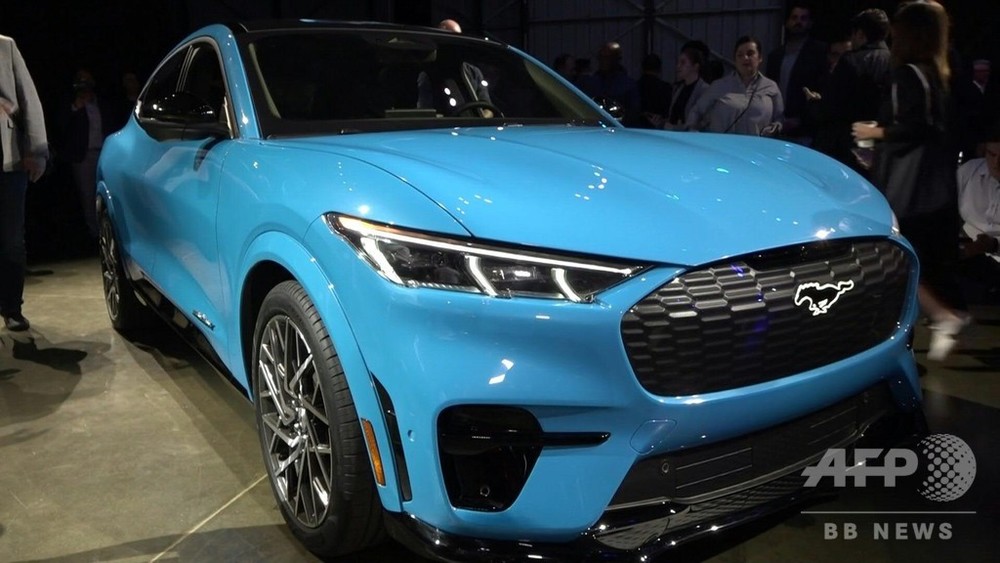 動画：フォード、電動新型SUV「マスタング・マッハE」を発表