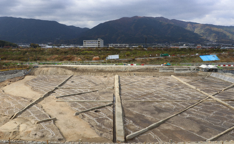 弥生時代前期で最大級の水田跡見つかる　奈良・中西遺跡