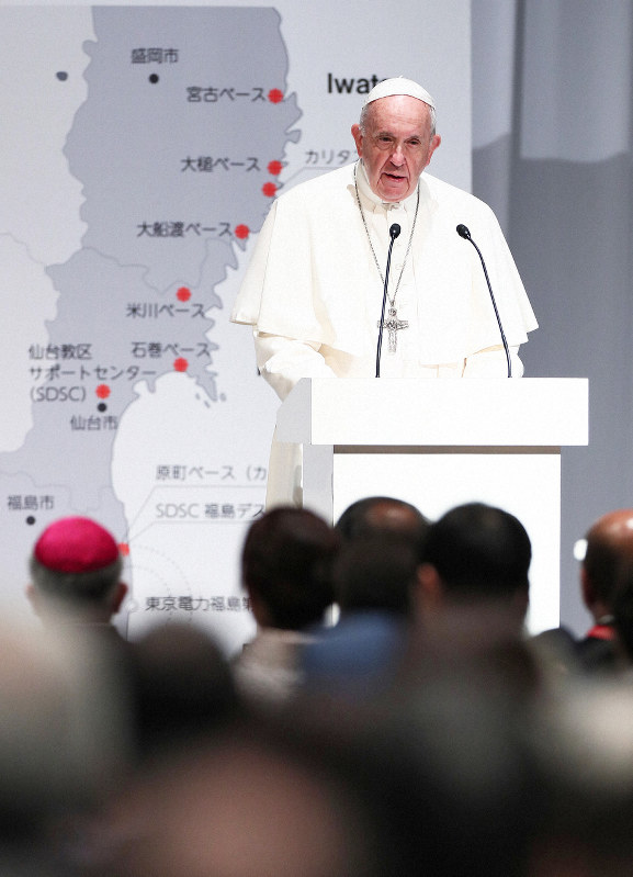 教皇に体験語る　東日本大震災被災者の集い