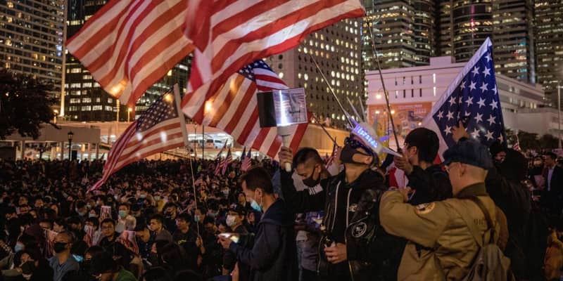 中国、米企業の排除を検討か　香港人権法の報復措置
