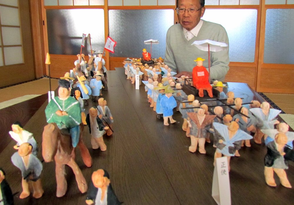 朝鮮通信使行列、手作り人形で再現「日韓友好に役立てたい」