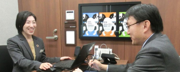 平日時まで営業 三井住友信託銀が次世代店舗