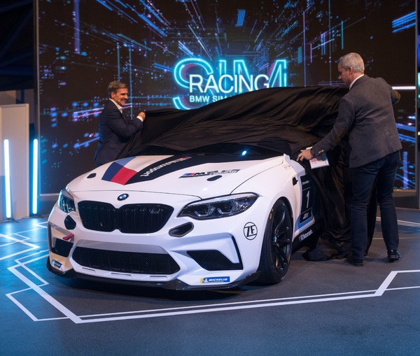 BMW M2 CSに「レーシング」、新入門レーサーを発表