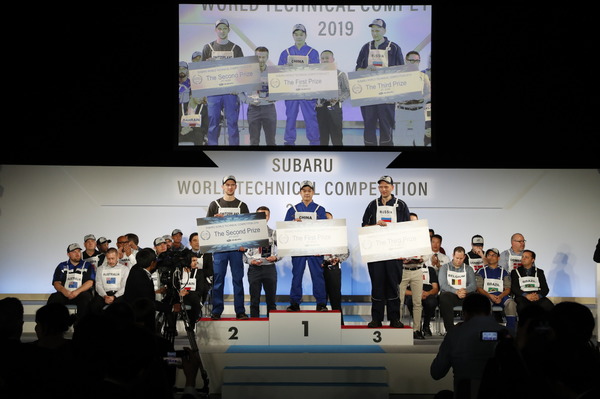 世界各国のスバルディーラーから選ばれたトップレベルのメカニックたちが日本に集結！…SUBARU世界技術コンクール
