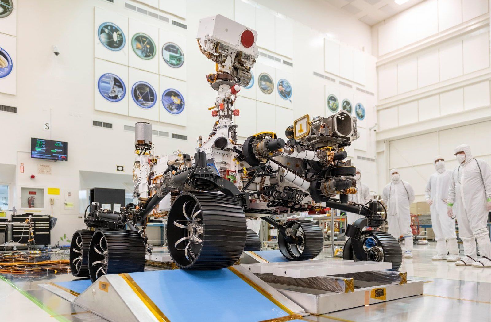 火星探査車「Mars 2020」ローバーの試運転が完了。地球重力下で10時間の連続運用を確認