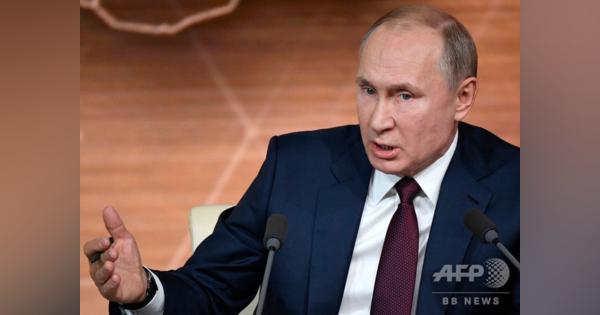 プーチン大統領、2024年の退任示唆 年末記者会見