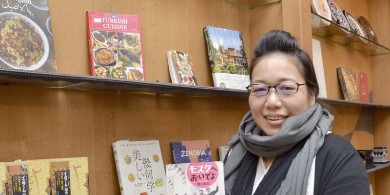 イスラム書店、東京に開業　「知のオアシスに」