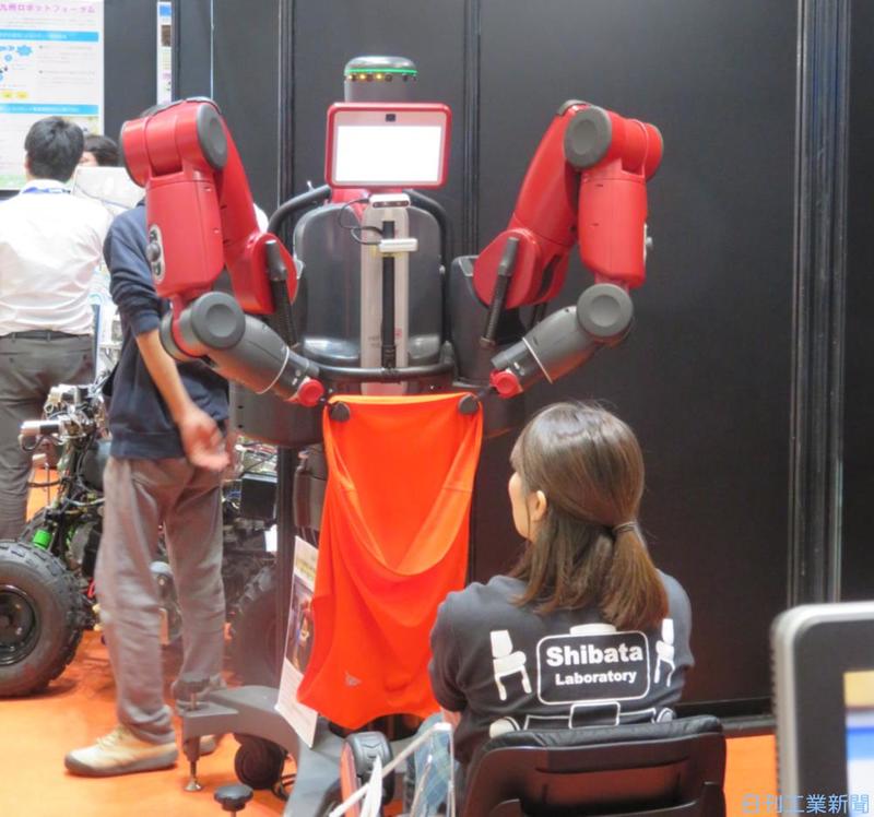 着衣介助ロボットが一人ひとりの服を学習。着衣介助をスムーズに！