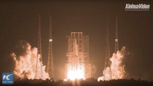 中国、超大型運搬ロケット「長征5号遥3」打ち上げ成功。今後の月・火星探査が加速