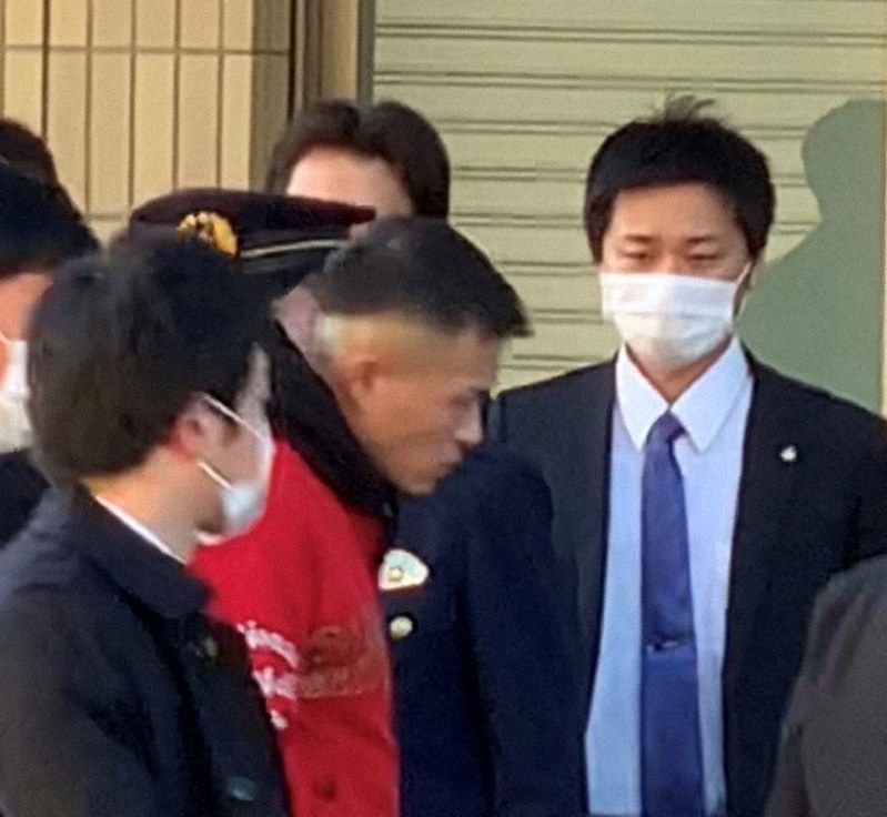 東京・青梅の男性殺害　2容疑者、現場から知人の車で八王子へ逃走