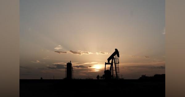 原油先物は小動き、中東地域に注目