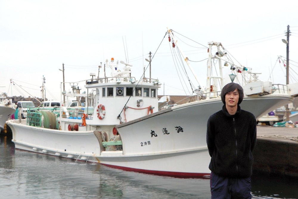「船長」は現役大学生　日本海でカニ漁、大叔父急逝で後継ぐ