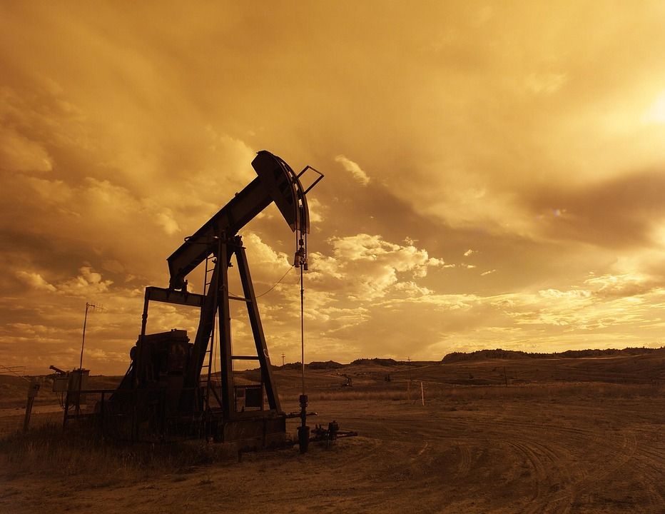 2020年の原油価格は「前半高騰、後半は急落」　懸念される中東地域の3つの地政学リスク