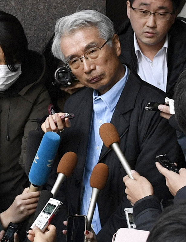 ゴーン被告の弁護団が辞任検討　通話記録、東京地検に提出へ
