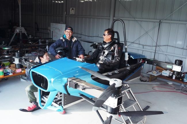 日本のベンチャーが「空飛ぶクルマ」の有人飛行試験を開始