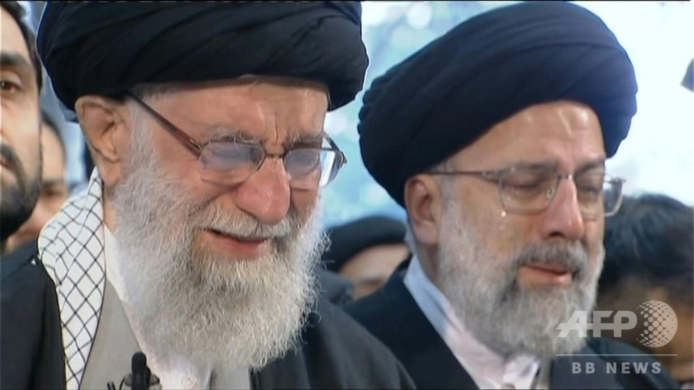 動画：イラン指導者、司令官の死に涙 首都で「数百万人」追悼