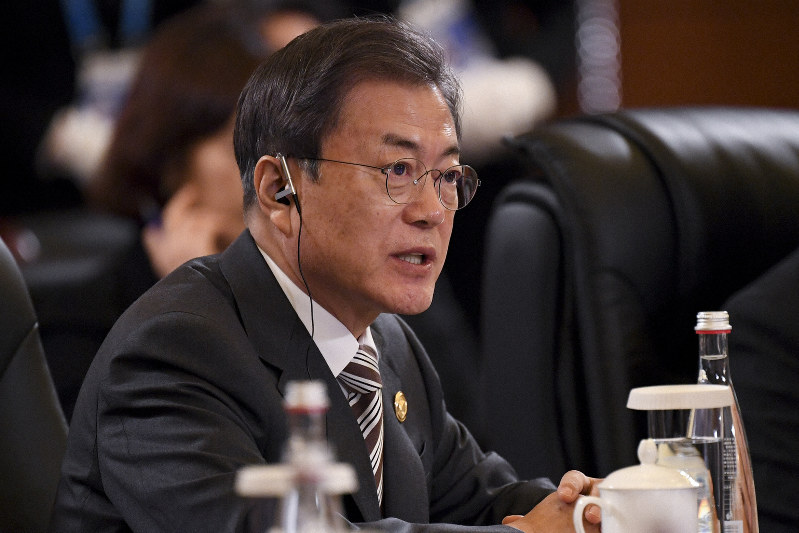 韓国大統領「日本が輸出規制撤回なら両国発展」　新年の辞で強調