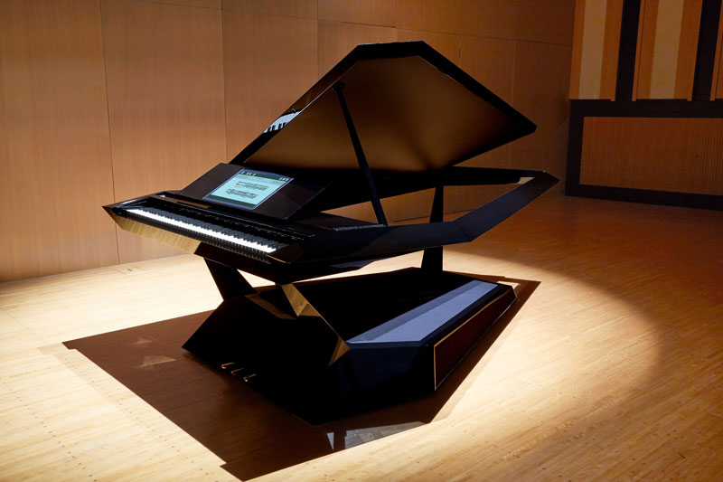 多面体のグランドピアノ　ローランドがCESで参考展示　Android搭載