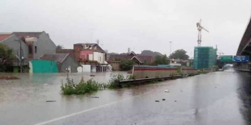 【インドネシア】チカンペック高速の洪水、周辺工事が誘因に［運輸］