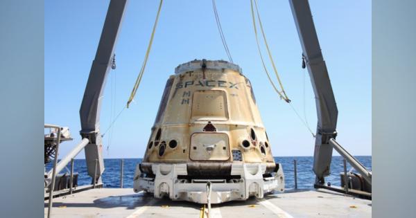 SpaceXのドラゴン補給船が科学実験機器とともにISSから帰還