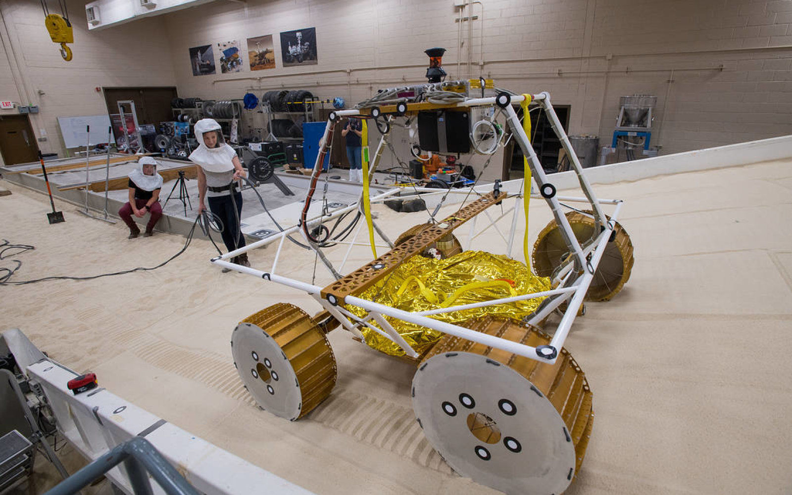 NASA、2022年に月面で氷を探すVIPER探査ローバーを初テスト