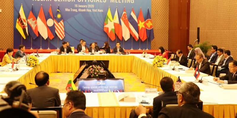 ASEAN外相会議始まる　南シナ海、ロヒンギャ問題討議