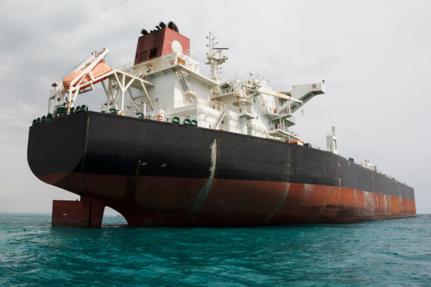 イラン産原油、「全面禁輸」はホルムズ海峡の安全にマイナス