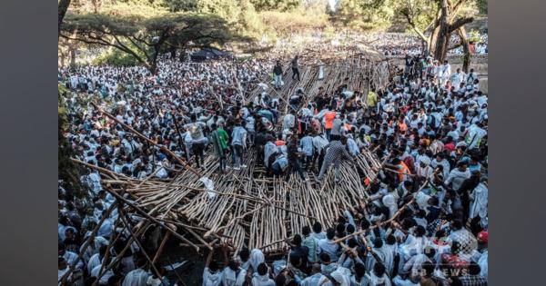 エチオピアの宗教行事で座席エリア崩壊、10人死亡 負傷者多数
