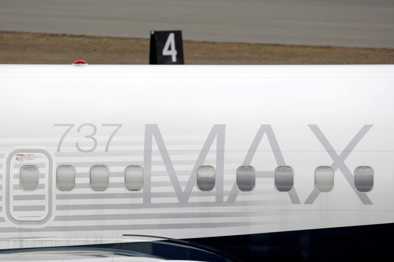 737MAX運航再開は2020年半ば以降、ボーイングが見通し　株価下落